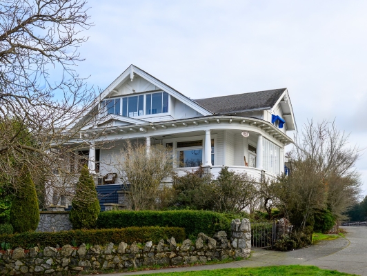 1803 Belmont Av, Victoria BC