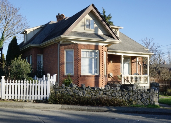 1149 Dominion St, Victoria BC