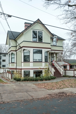 1442 Elford St, Victoria BC