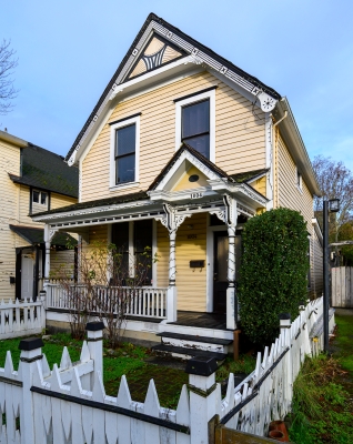 1004 Fairfield Rd, Victoria BC