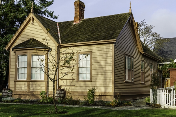 1490 Fairfield Rd, Victoria BC