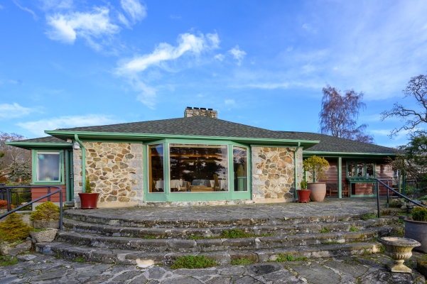 1964 Fairfield Rd, Victoria BC