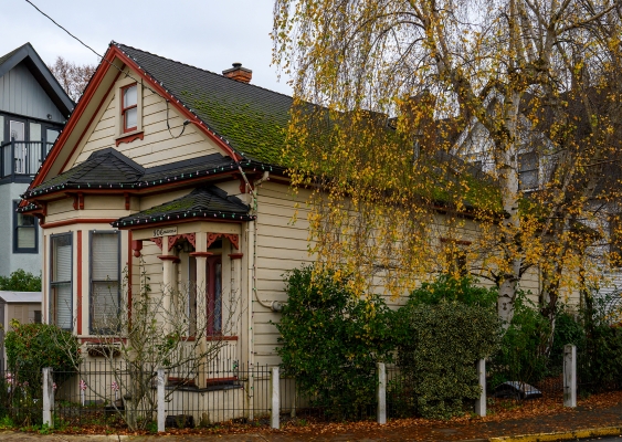 906 Fairfield Rd, Victoria BC