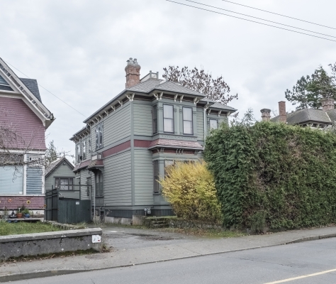 1417 Fernwood Rd, Victoria BC