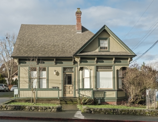 1422 Fernwood Rd, Victoria BC