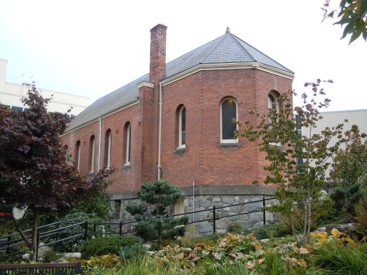 1900 Fort, Victoria BC Chapel