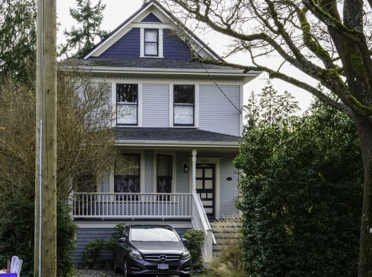 1449 Grant St, Victoria BC
