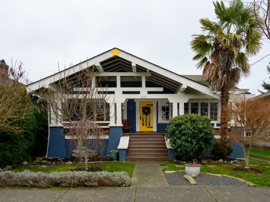 235 Howe St, Victoria BC