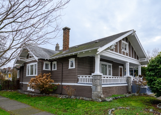273 Linden Av, Victoria BC