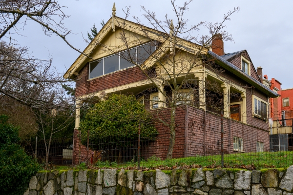 924 McClure, Victoria BC