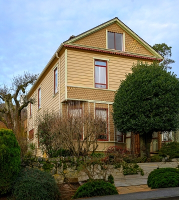 228 Memorial Cr, Victoria BC