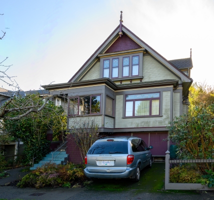 1023 Oliphant St, Victoria BC