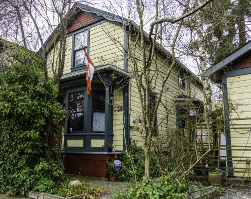631 Pine St, Victoria BC