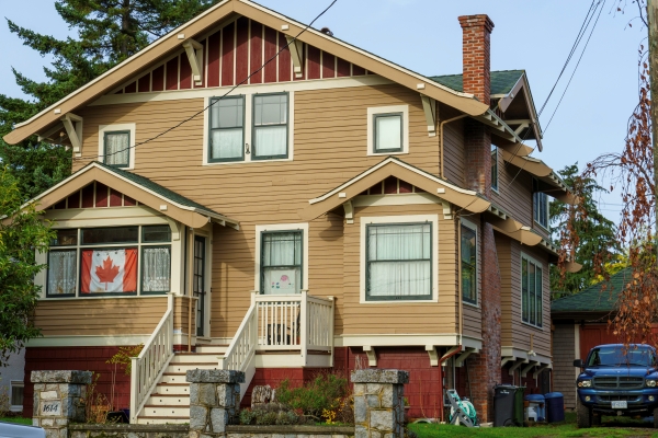 1614 Pinewood Av, Victoria BC