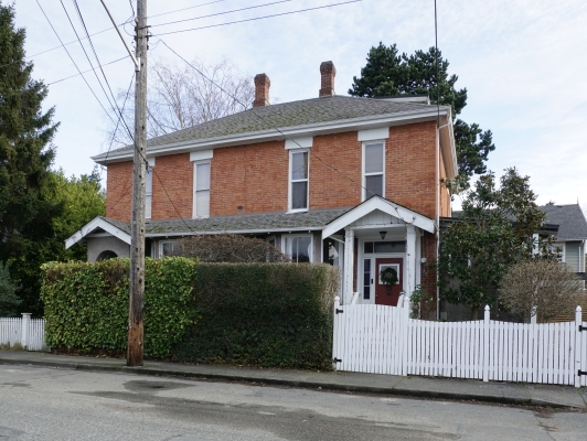 505-07 Springfield St, Victoria BC