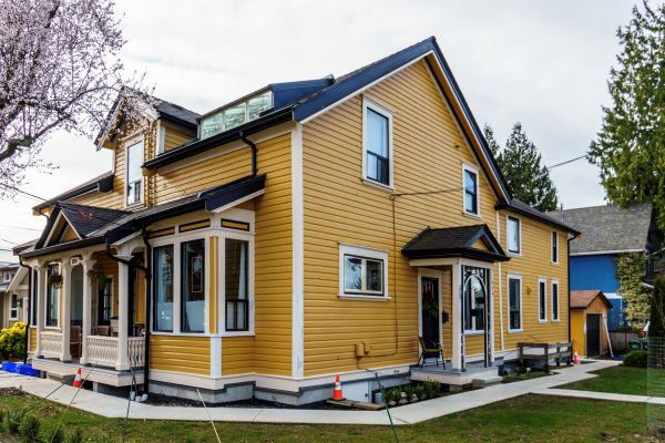 1834 Stanley Av, Victoria BC