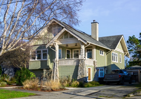 437 Stannard Av, Victoria BC