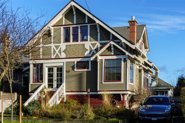 117 Wildwood Av, Victoria BC