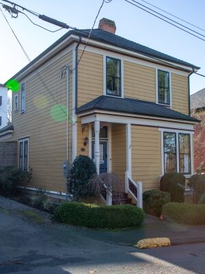 1217 Yukon St, Victoria BC