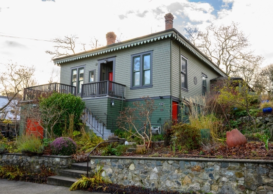 865 Academy Close, Victoria BC