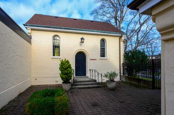 911 Quadra St / 908-12 Vancouver St, Victoria BC